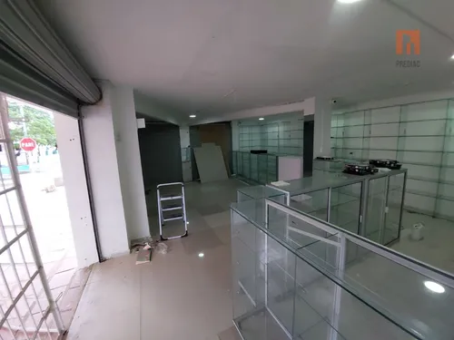 Venta De Local Y Apartamento En Hipodromo