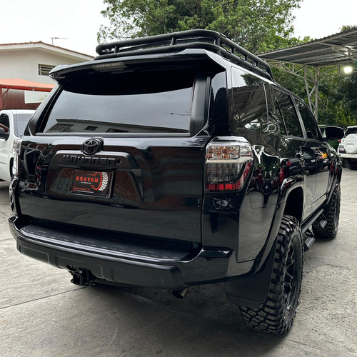 Toyota 4runner Off Road