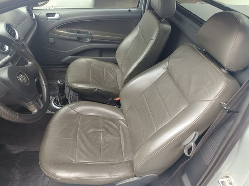 Volkswagen Saveiro 1.6 Cab. Simples Total Flex 2p