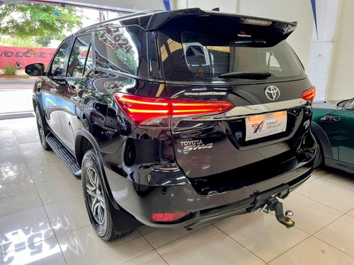 Toyota Hilux SW4 2.7 SRV 7 LUGARES 4X2 16V FLEX 4P AUTOMÁTICO
