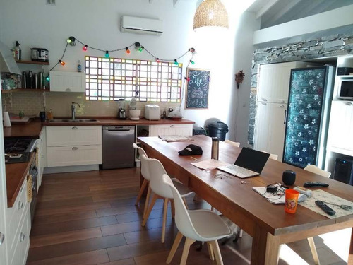 Imagen 11 de 14 de Chalet En Venta En Villa Udaondo