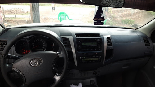 Toyota Hilux 3.0 I Srv Cab Doble At 4x4 Cuero 2011
