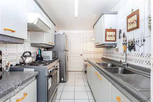 Departamento En Venta De 3 Dorm. En Las Condes