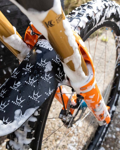 Imagen 2 de 6 de Shampoo Para Bicicleta Peatys Loam Foam 1 Lts - Carbonobikes