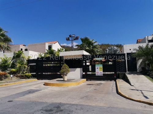Imagen 1 de 10 de Marol Rentahouse Vende Townhouse En Tazajal Naguanagua 22-17412