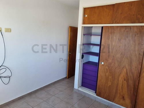 Imagen 10 de 13 de 45 Entre 30 Y 31 - Departamento Con Cochera En Venta. La Plata