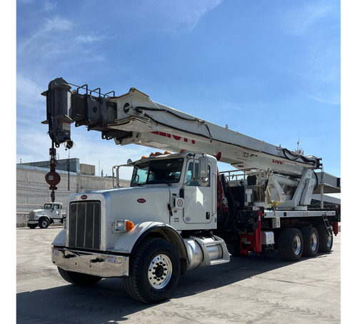 Grua Elliot Camion Peterbilt 2016 15ton