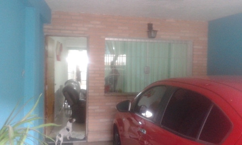Imagem 3 de 15 de Casa 3 Dormitórios - Jardim D'abril - 76