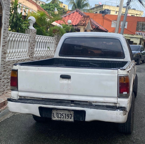 Camioneta Ford Courier Año 1998