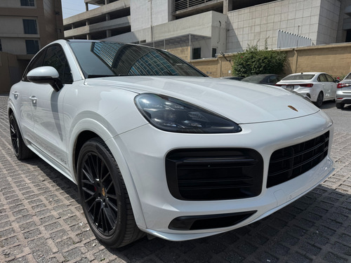 Porshe Cayenne Gts Coupe