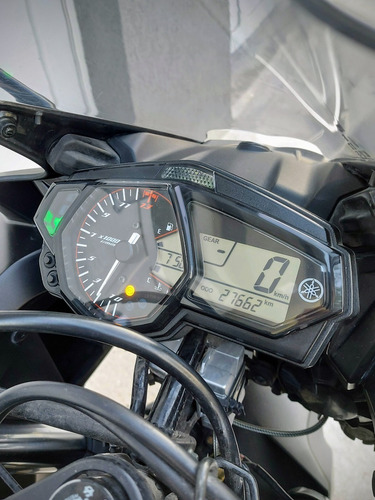 Yamaha R3