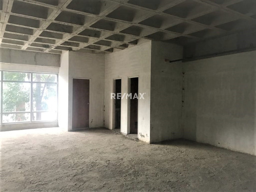 Venta De Oficina En El Edificio Tecnoavila, Boleíta Norte. T5 169m2