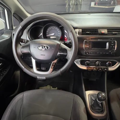 Kia Rio 1.2 4 p