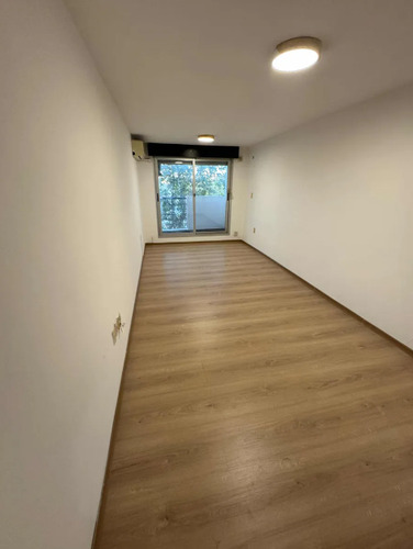 Alquiler Apartamento 1 Dormitorio, Garaje Y Terraza. Cordón Sur