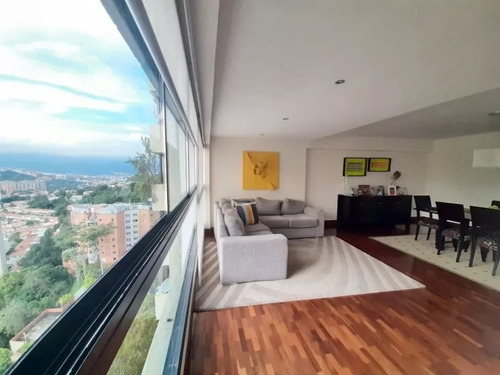 Terraza De Club Hípico, Concresa, Apartamento En Alquiler De 257m2