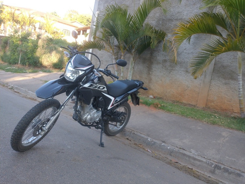 Imagem 3 de 3 de Honda Bros