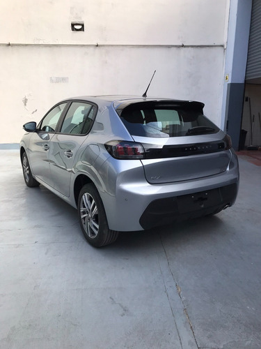 Peugeot 208 1.6l Feline Tiptronic am23.5