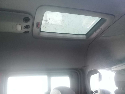 Imagen 11 de 18 de Mercedes-benz Sprinter 2014 2.1 415 Combi 3665 150cv 15+1 Te