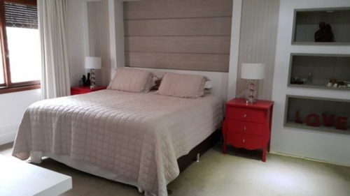 Apartamento Moinhos De Vento Porto Alegre. - 4877