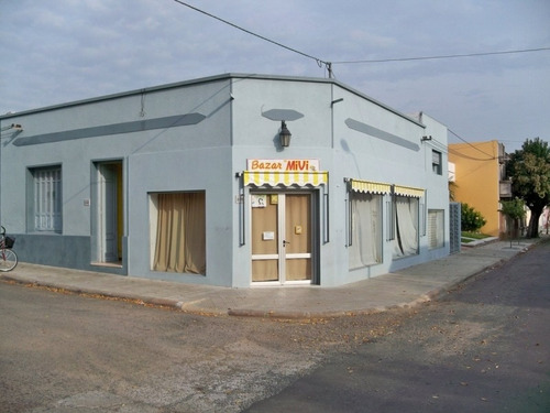 Imagen 3 de 5 de Locales, Casas, Galpones Venta Carmelo