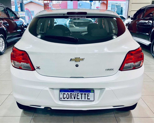 Imagem 7 de 10 de Chevrolet Onix 2015 1.0 Ls 5p