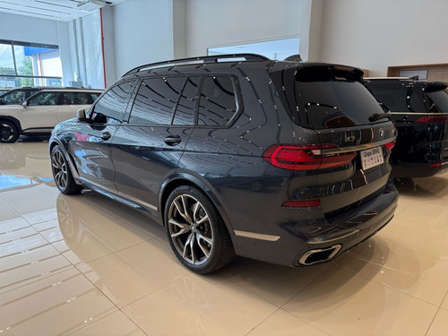BMW X7 4.4 V8 M50I