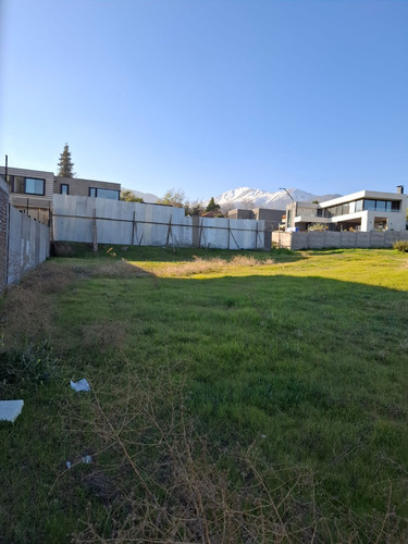 Compre Sin Comisión / Colegio Huinganal / Plazas