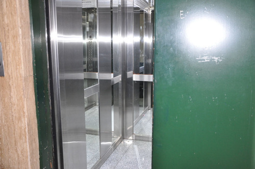 Imagen 7 de 15 de Oficina En Alquiler En Tribunales Equipada
