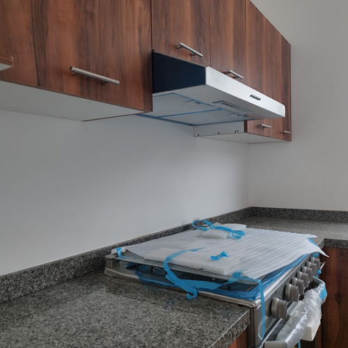 Casas En Venta En El Condado, Jardín, 3 Recamaras, Una En Pb, De Lujo !