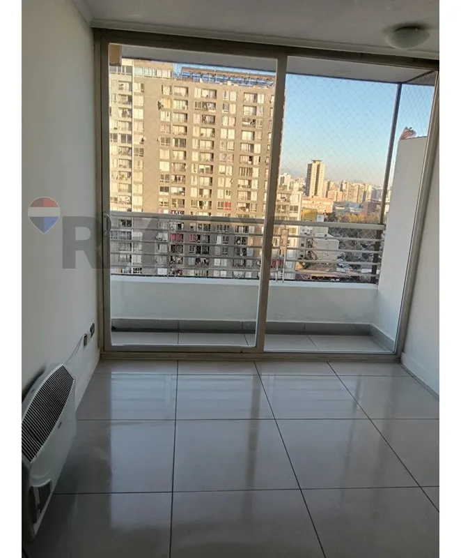 Imagen 2 de 8 de Arriendo Dpto. A Pasos Metro