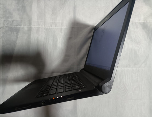 Laptop Dell Latitude 3340 , 12gb Ram 225gb Ssd (Usado)
