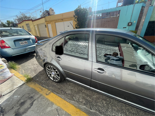 Volkswagen Jetta 2.0 Cl L4 Man Abs At