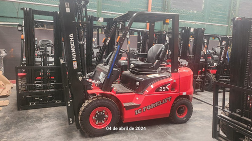 Autoelevador Motor Nissan 2.5 Ton. Tt 4.7m - 100% Financiado