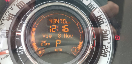 Robayna Fiat 500 Lounge Automatico 1.4 Año 2015 Gris