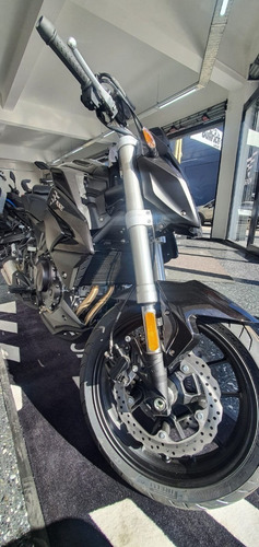 Imagen 5 de 19 de Voge 500 R No Ktm No Benelli No Versys En Lanus