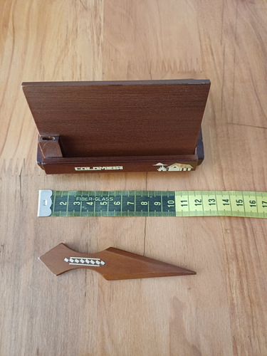 Tarjetero De Escritorio De Madera Con Abrecartas (Usado)