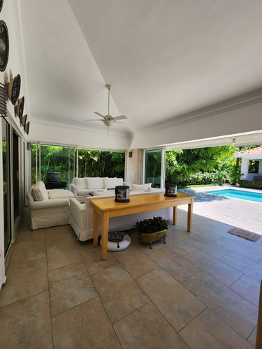 Villa De 4 Habitaciones En Venta En Juan Dolio