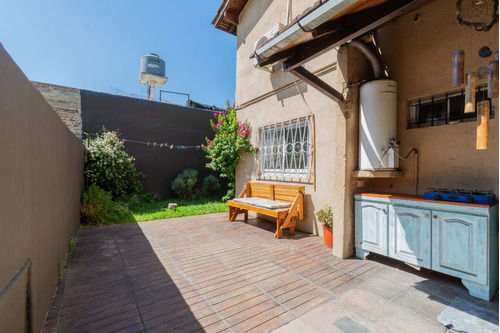 Imagen 19 de 30 de Venta Casa 4 Ambientes + Playroom / Hurlingham