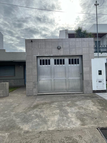Casa Céntrica S/ Lote Propio | Zona Parque Agricultura