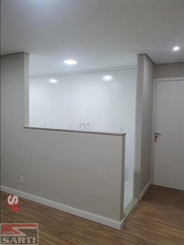 Imagem 5 de 11 de Apartamento Reformado - 2 Dormitórios - Sacada - 1 Vaga - St18847