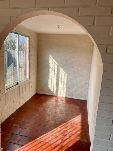 Amplia Y Hermosa Casa Muy Bien Ubicada En Puente Alto