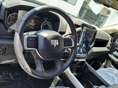 Dodge Ram 6.7 2500 Laramie 4x4 Cd I6 Turbo