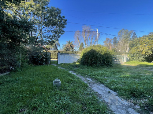 Casa Quinta En 3 Amb. En Venta Lote 900 M2 Excelente Ubicación - Moreno