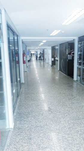 Imagem 12 de 14 de Alugo Ótima Sala, 27m² Com Vaga, Copa, Setor De Autarquias, - S1028
