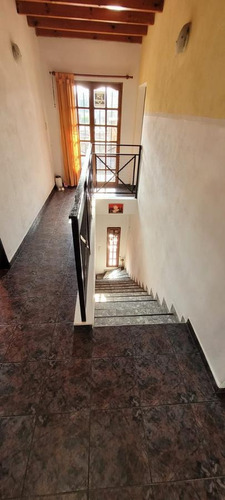 Imagen 9 de 28 de Casa En Venta Espectacular Chalet 4 Ambientes Con Pileta