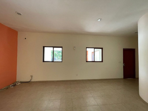 Imagen 4 de 19 de Casa En Temozon Privada Las Fincas Una Planta