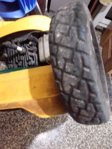 Podadora De Grama Yard-man Con Motor 6.0 Hp Brigge Stratton (Usado)