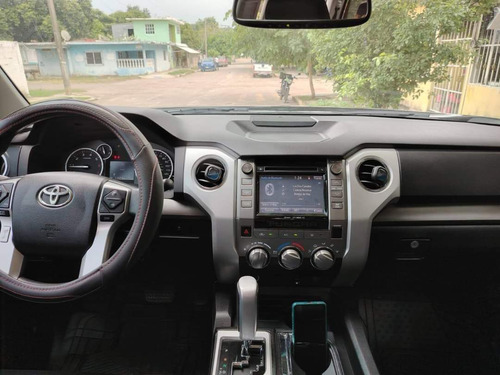 Impecable Sin Detalles De Ningún Tipo Toyota Tundra Sr5 Mode