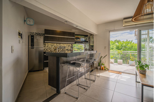 En Venta. El Talar De Martinez. 3 Ambs. Quincho Y Terraza Propios. Cochera.