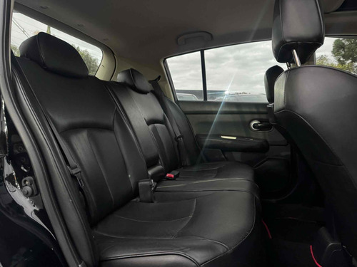 Nissan Tiida 1.8 SL 16V FLEX 4P MANUAL